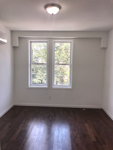 Building Photo - 1476 Prospect Pl