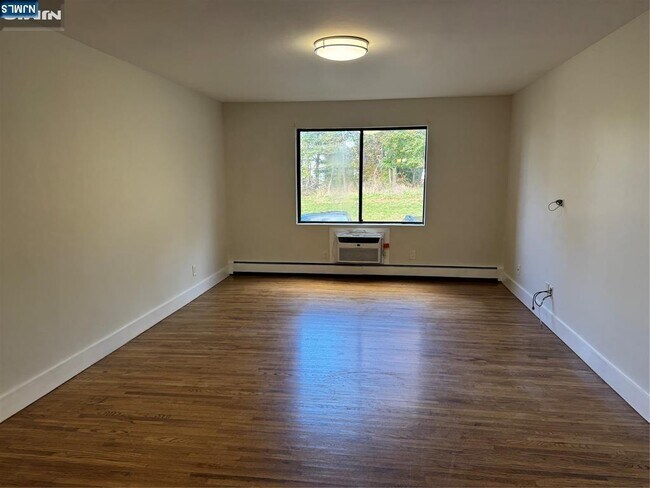 Foto del edificio - 104 Bellgrove Dr