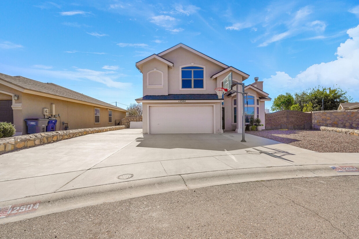 12504 Paseo Rae Ave, El Paso, TX 79928 House Rental in El Paso, TX