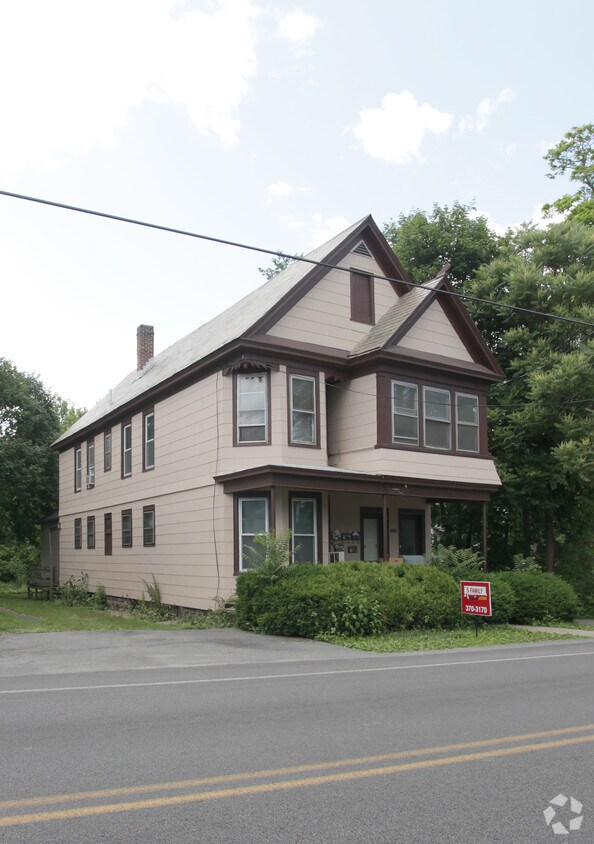 Primary Photo - 1704 Crane St
