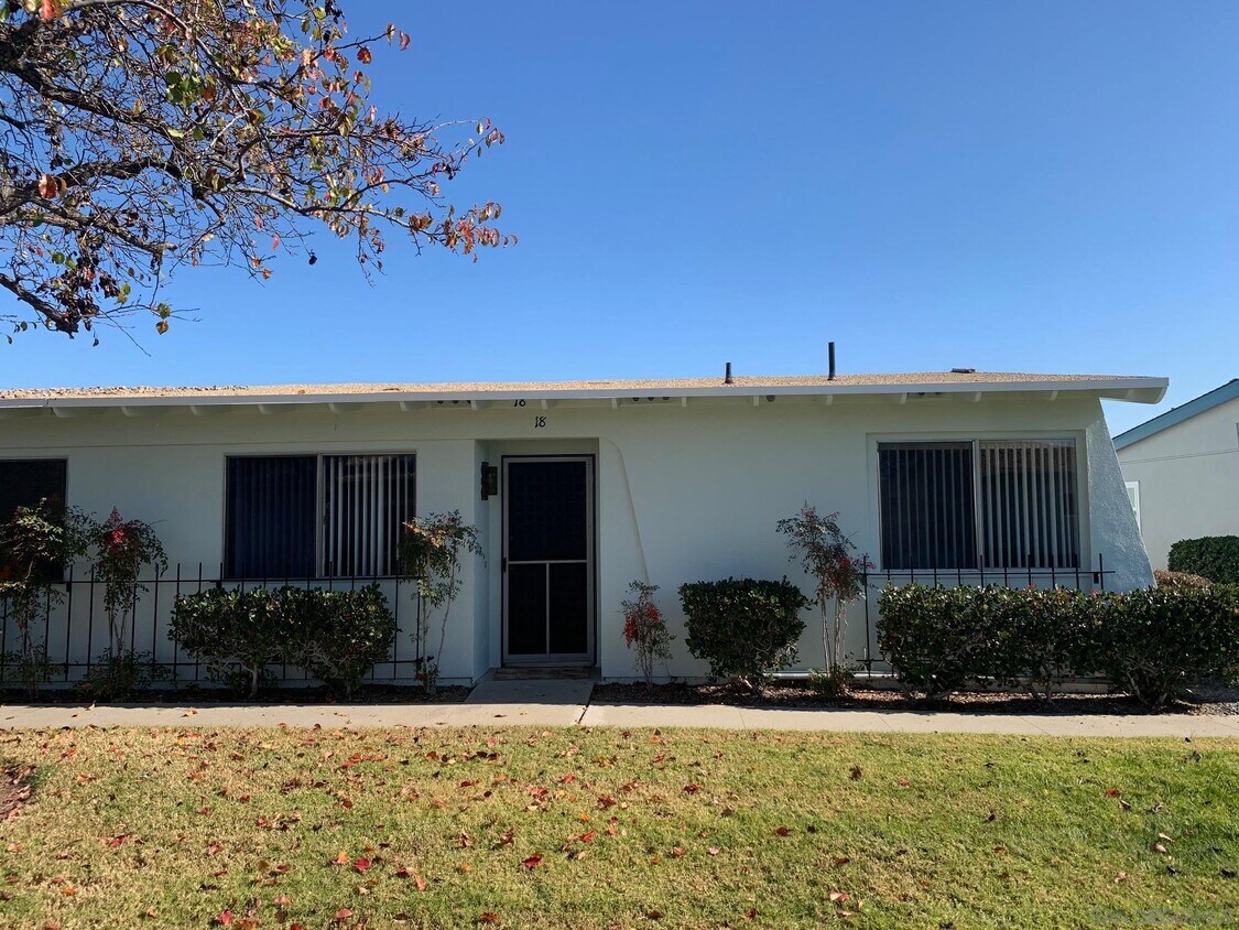 3875 Vista Campana S Unit 18, Oceanside, CA 92057 Condo for Rent in