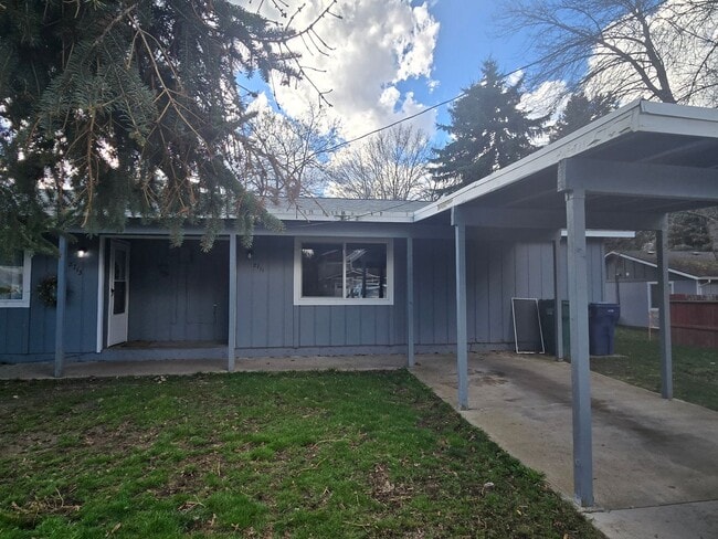 Building Photo - 2711-2713 N 10th Place