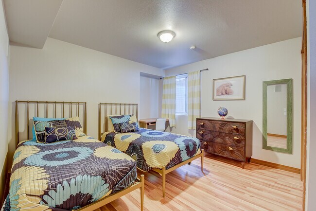 Segundo dormitorio - 103 S 14th St