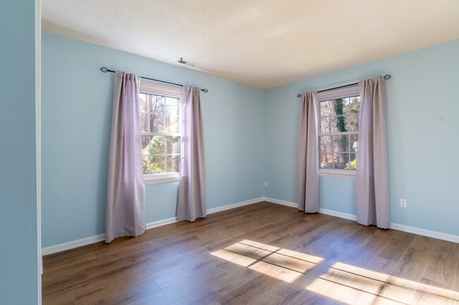 Foto del edificio - 5603 Ventura Dr