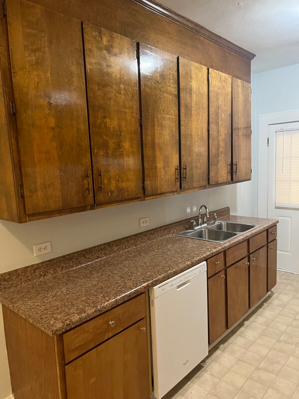 Foto del edificio - 1402 Victoria St