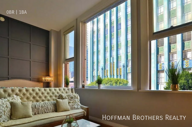 Foto del edificio - 905 S. Broadway-308A