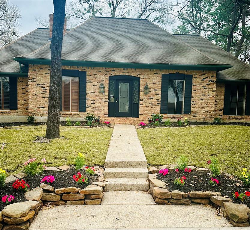Primary Photo - 103 Wroxton Dr