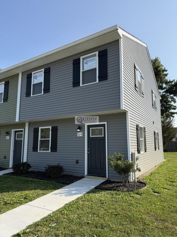 Building Photo - 319 Willow Dr