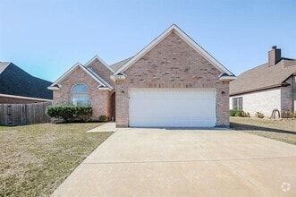 Building Photo - 7504 Quail Springs Dr