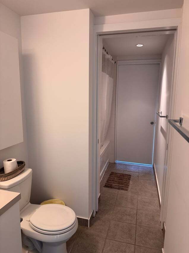 Photo du bâtiment - Deluxe Room - York St & Bremner Blvd