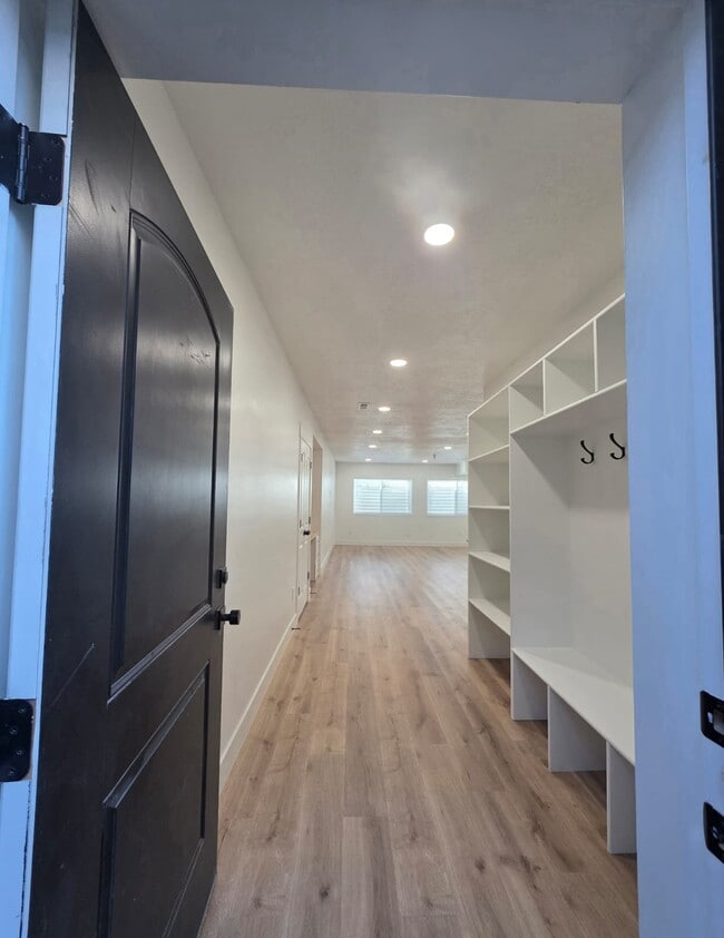 Foto del edificio - 13554 S Watts Ln