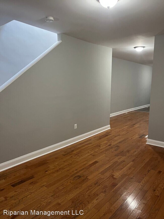 Building Photo - 3 br, 2 bath House - 607 E 38th Street