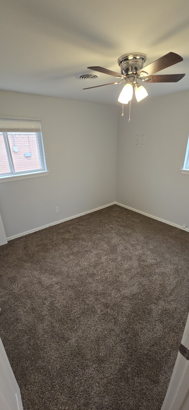 Foto del edificio - 909 Van Horn St