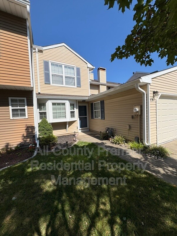 Foto del edificio - 13 Amherst Ct