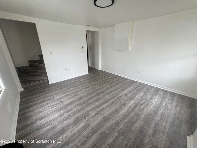 Building Photo - 360 N Hyde Park Ave