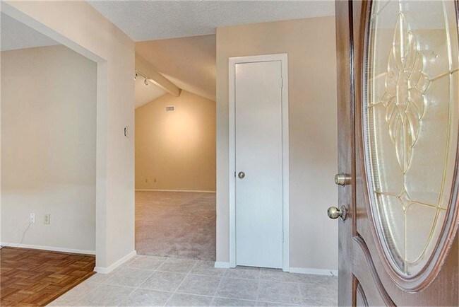 Building Photo - 15814 Val Vista Dr