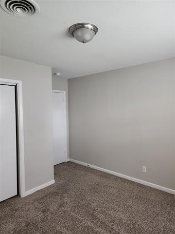 Building Photo - 3204 Phoenix Dr