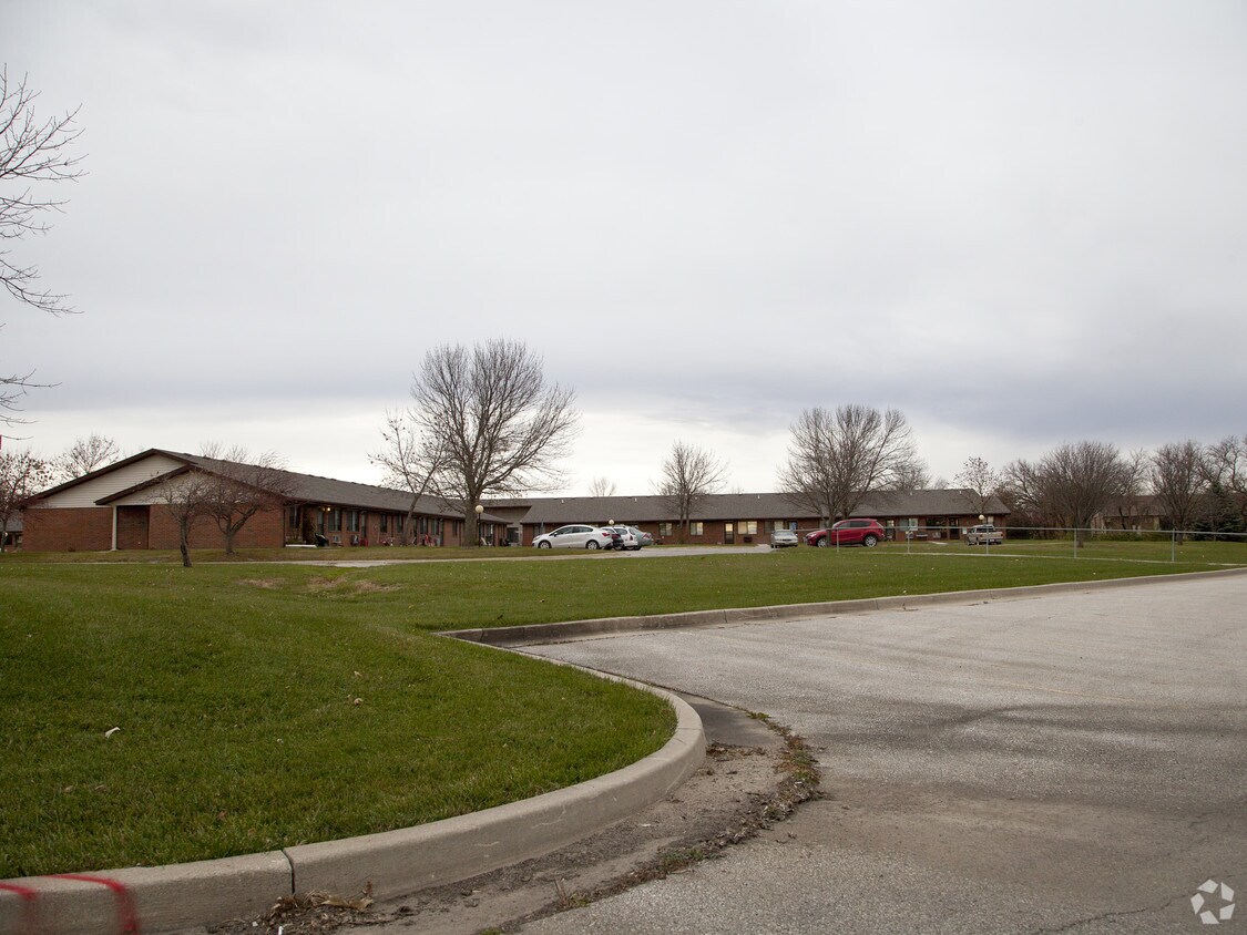 Adel Manor Apartments in Adel, IA