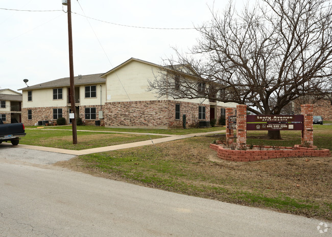 Building Photo - Luety Ave Apartments