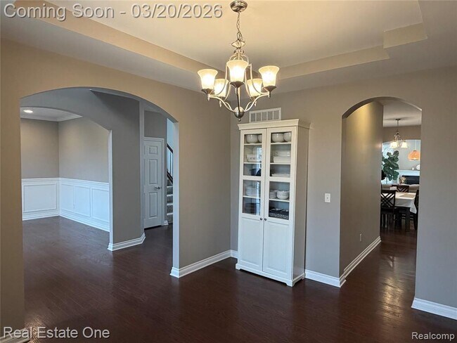 Foto del edificio - 58206 Sunflower Cir N