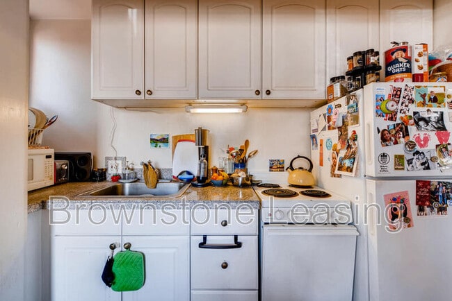 Foto del edificio - 1035 N Marion St