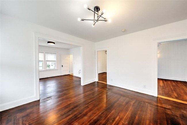 Foto del edificio - 73 Washburn Ave