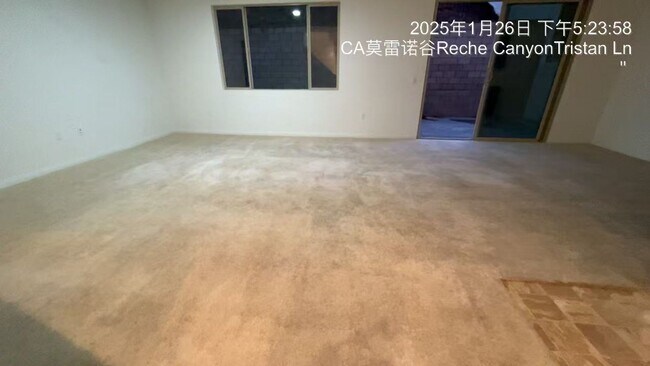 Foto del edificio - Elegant 5-Bedroom Retreat with Modern Upgr...
