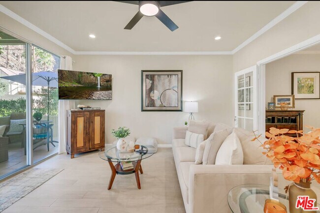 Building Photo - 78155 Cabrillo Ln