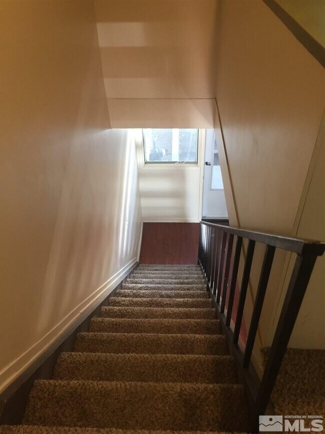 Foto del edificio - 3545 Willow Hills Cir