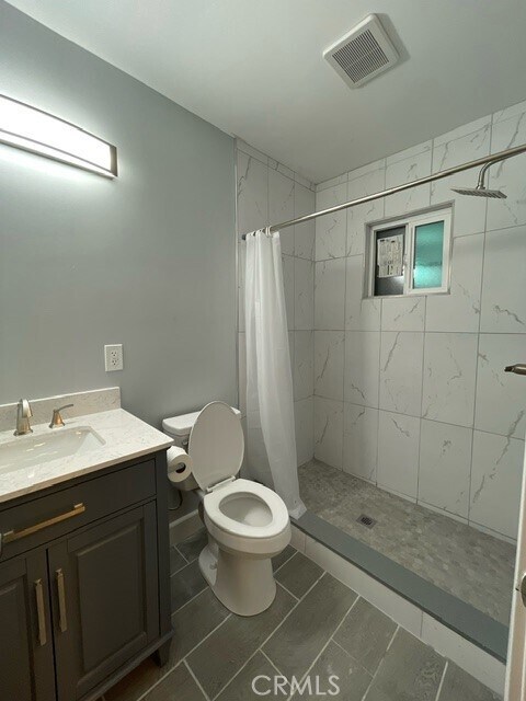 Foto del edificio - 625 W G St