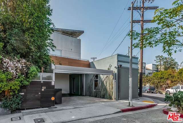 Building Photo - 122 Mildred Ave