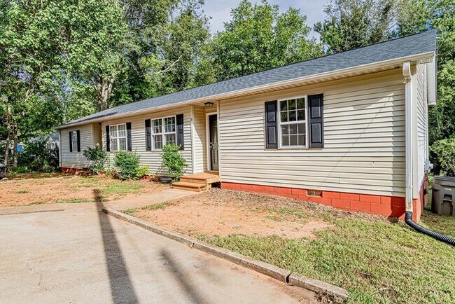Building Photo - 21 Burgess Ave
