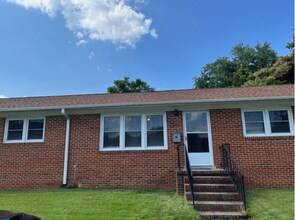 Building Photo - 168 W Braxton Foushee St