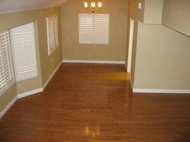 Foto del edificio - 4154 W. Galaxy Ave.  (Bullard & Figarden) ...