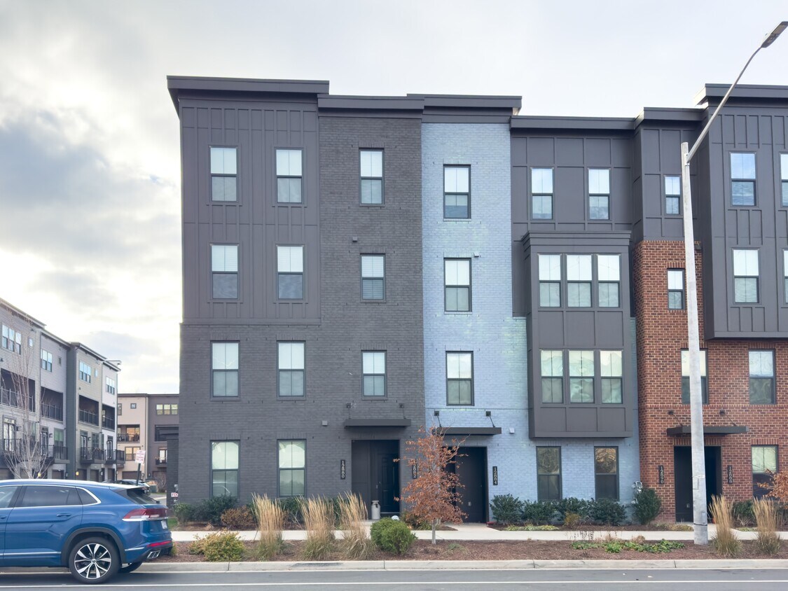 Photo - 12882 Sunrise Ridge Aly (Herndon, VA)