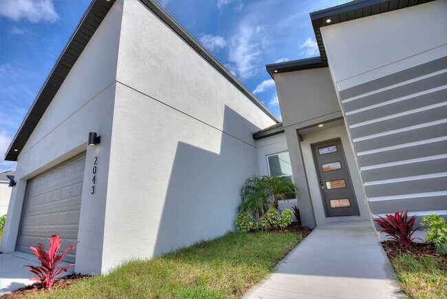 Foto del edificio - BRAND NEW HOME! Modern, energy efficient h...