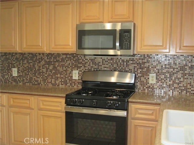 Foto del edificio - 43347 Heitz Ct
