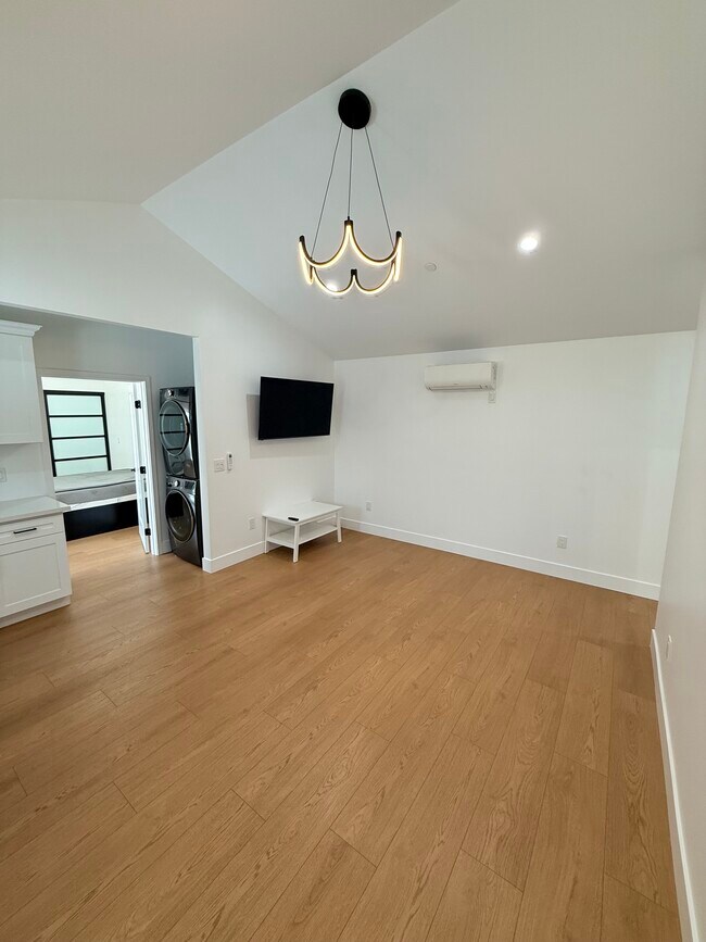 Foto del edificio - 111 E 60th St