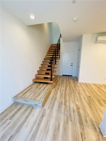 Foto del edificio - 448 W Central Ave