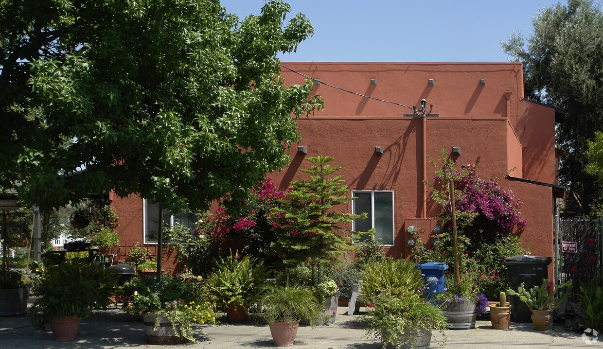 Foto del edificio - 509-515 C St