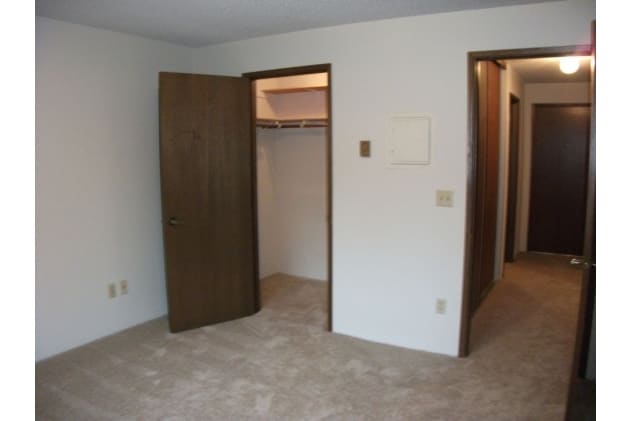 Building Photo - The Edge North