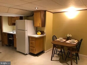 Building Photo - 5915 85th Ave