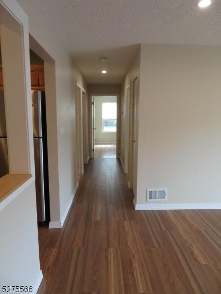 Building Photo - 492 Danbury Ln