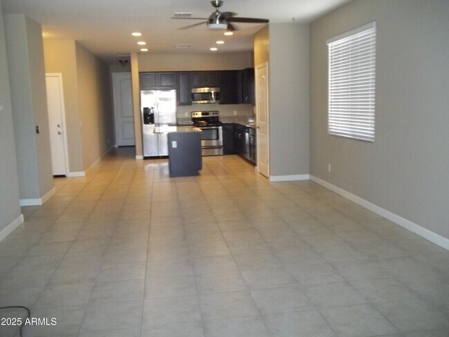Building Photo - 41094 W Somers Dr