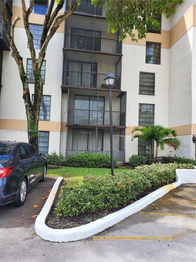 Foto del edificio - 5550 NW 44th St