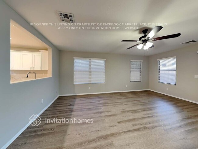 Building Photo - 2170 W Agrarian Hills Dr