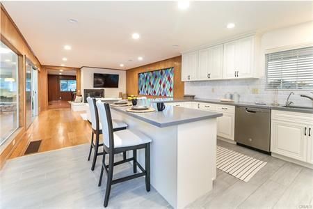 Foto del edificio - 584 W 22nd St