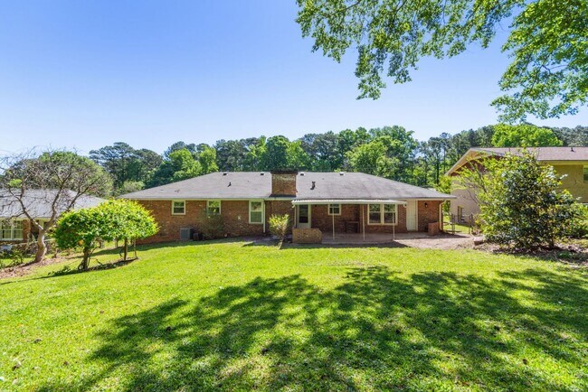 Building Photo - 1876 Cameo Ct