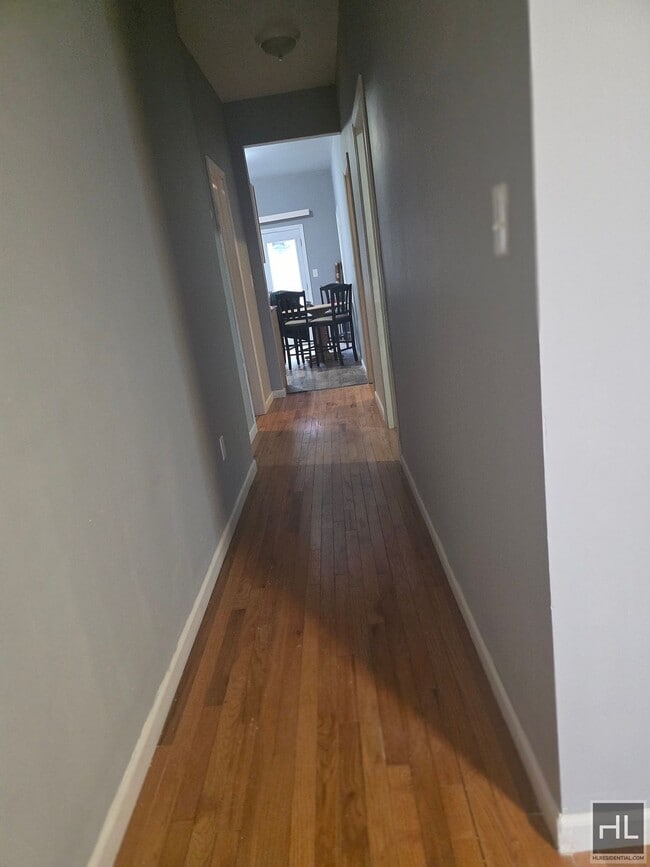 Building Photo - BENZIGER AVENUE