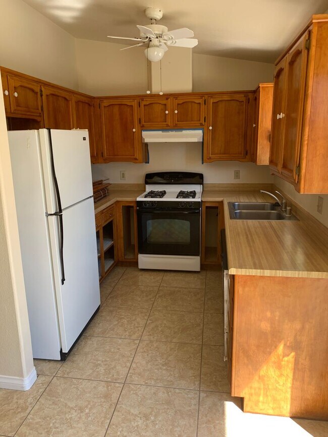 Foto del edificio - Nice 3 bedroom home in shandon on unpaved road